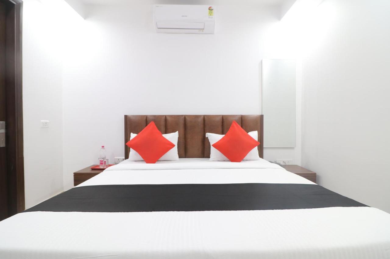 Hotel King Plaza Neu-Delhi Exterior foto